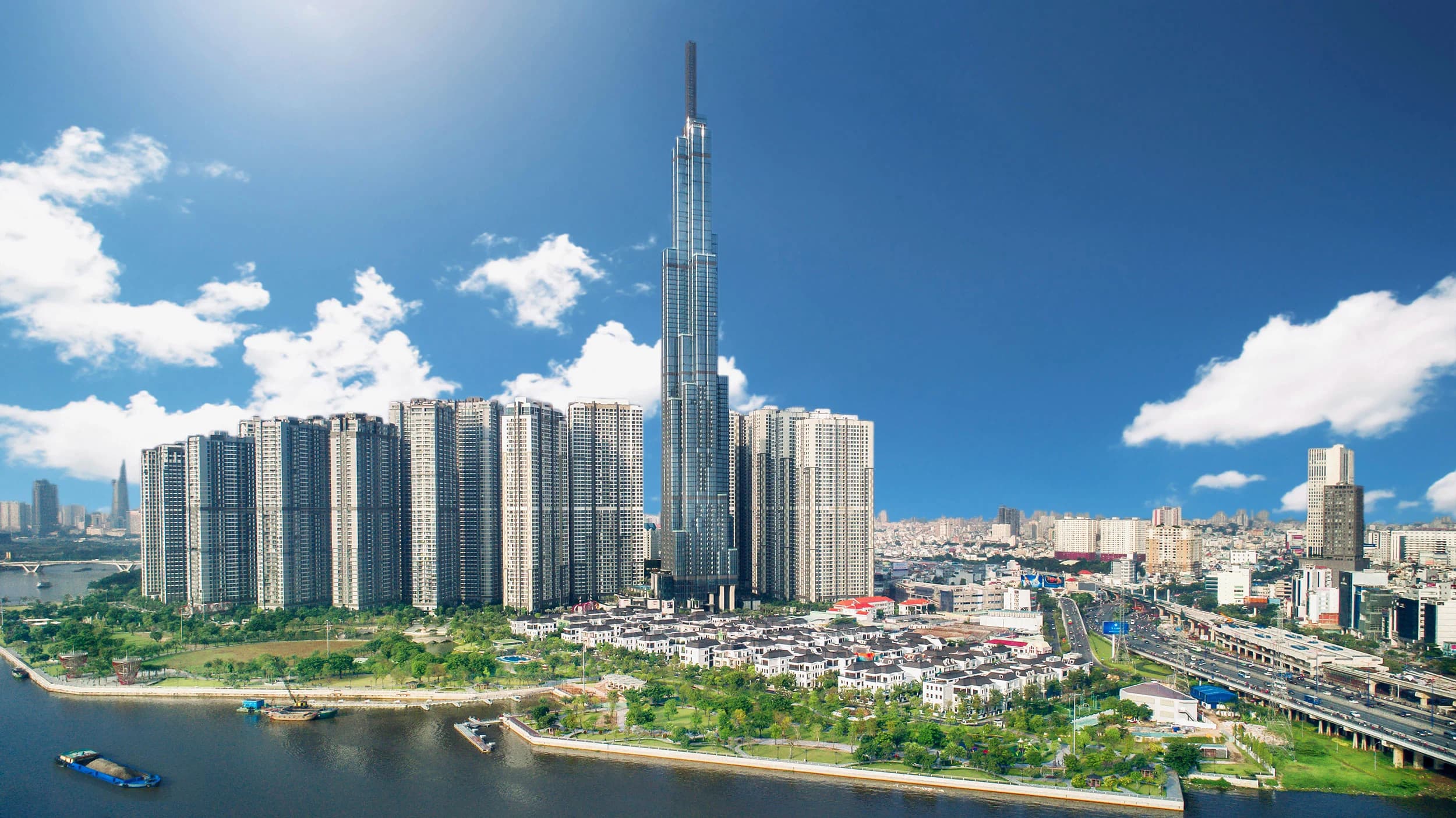 Tòa nhà Landmark 81 của Tập đoàn Sangroup